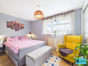 Bedroom- click for photo gallery